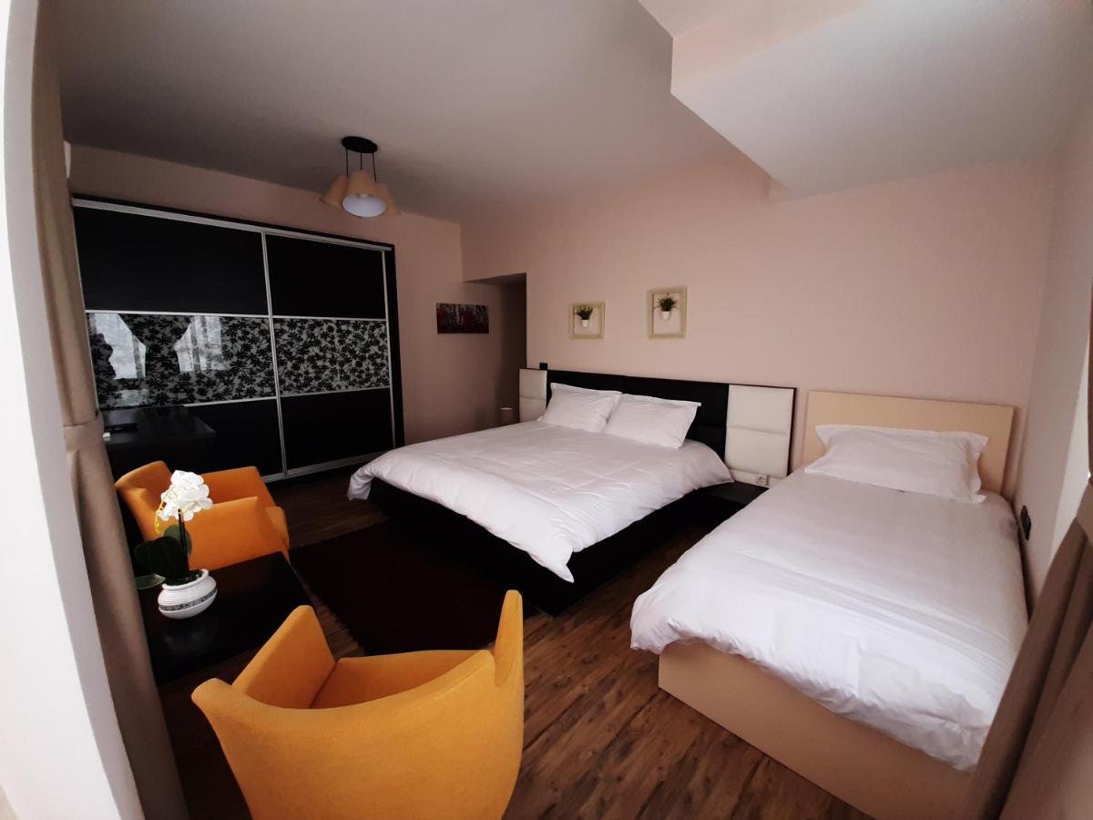 Royal Vila Hotel Tiran Dış mekan fotoğraf