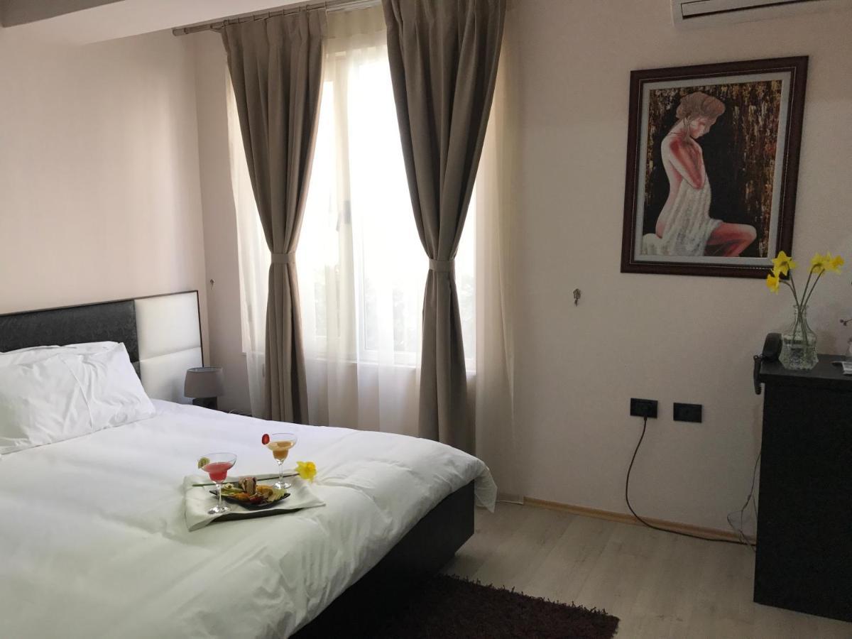 Royal Vila Hotel Tiran Dış mekan fotoğraf