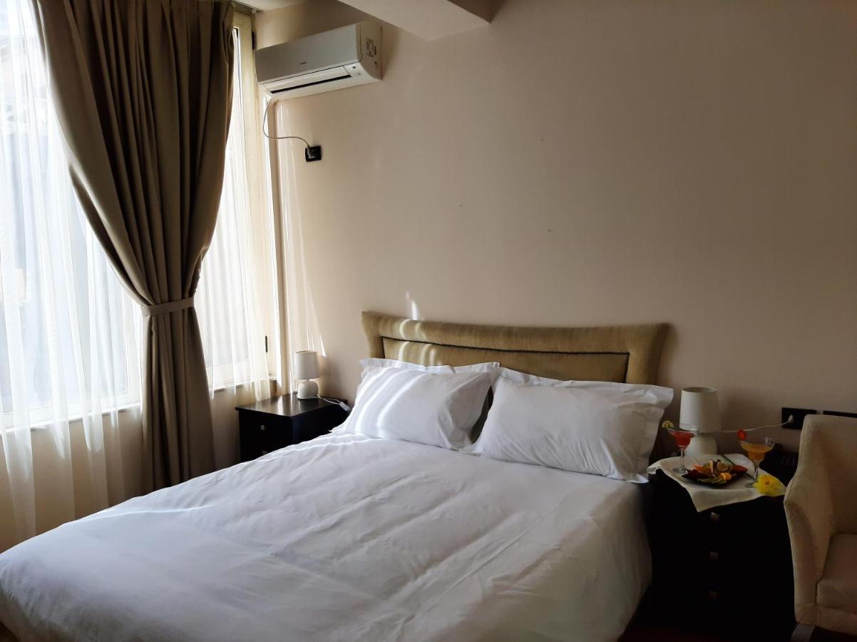 Royal Vila Hotel Tiran Dış mekan fotoğraf
